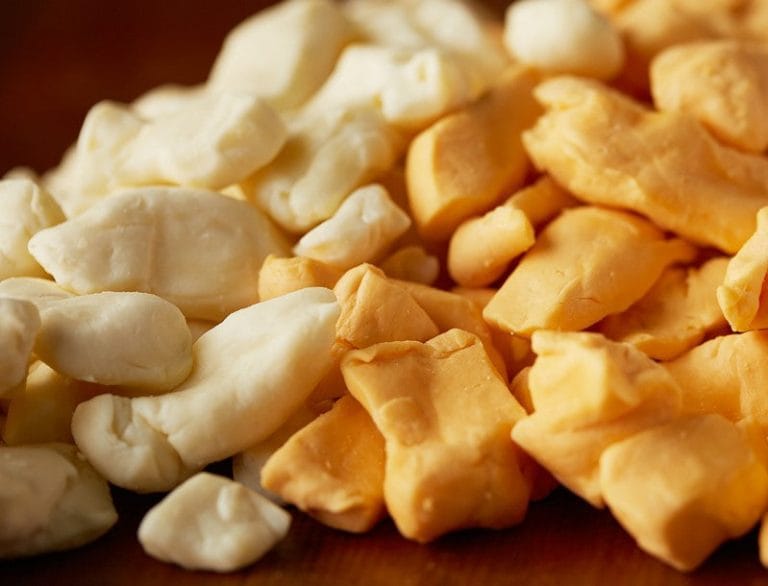 Mixed Cheddar Cheese Curds – 2 Pack Gallery Image